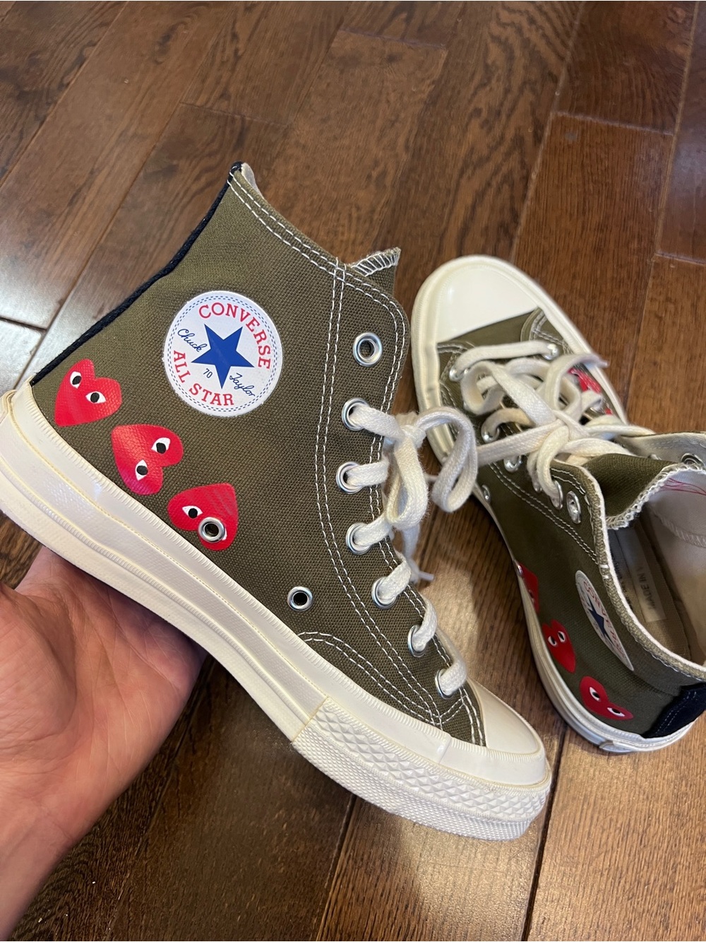 Comme des Garçons PLAY x Converse High Top Sneakers Women’s 6